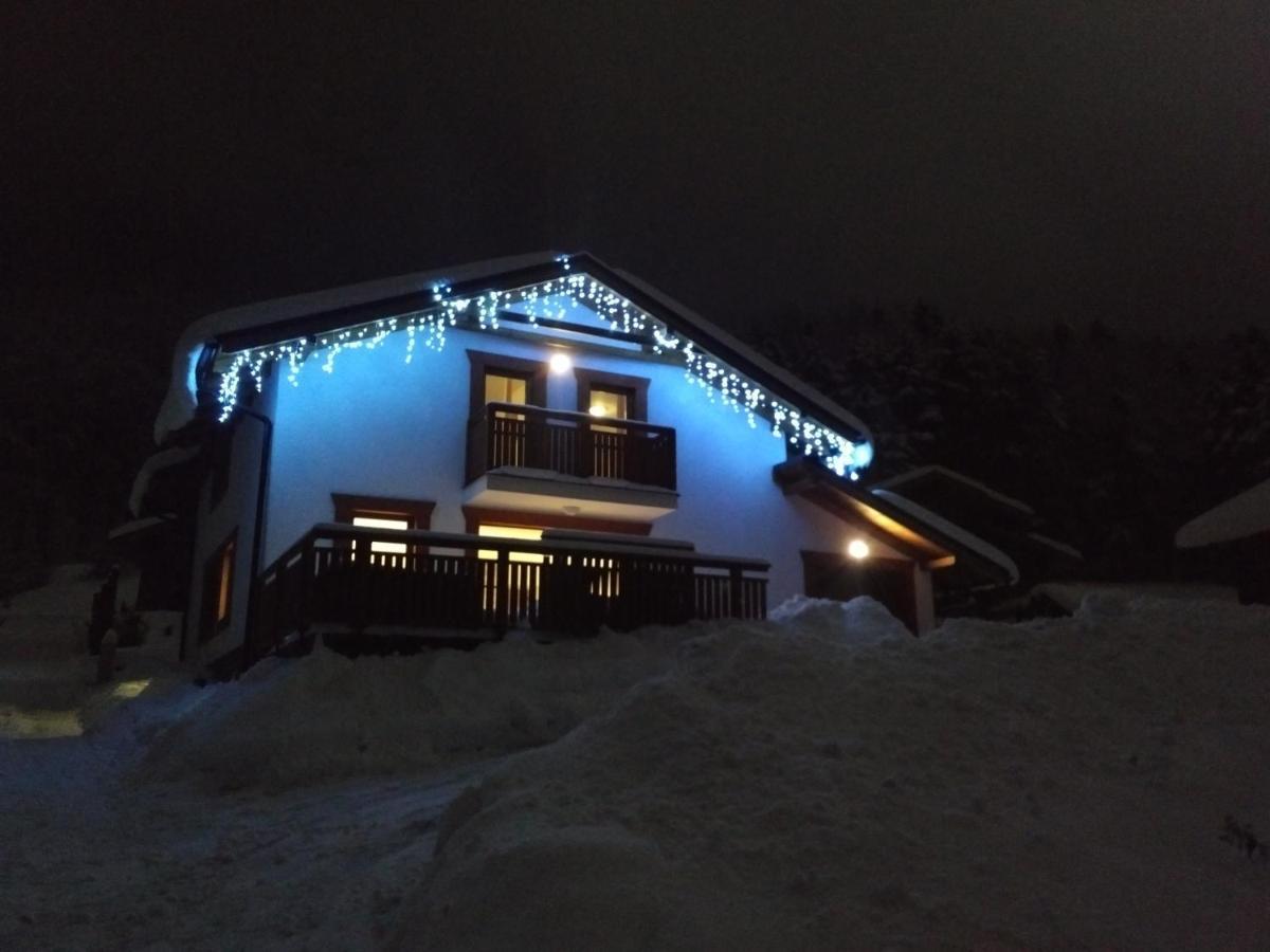 Chata Snow Valča Esterno foto